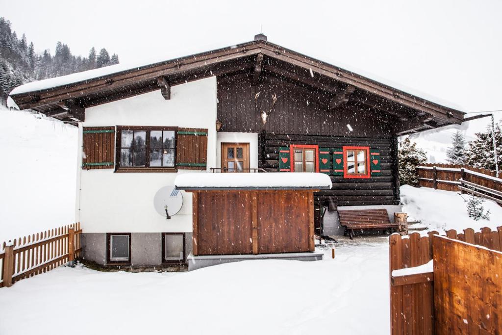 Chalet Appartement Alpenherz by HolidayFlats24 Saalbach-Hinterglemm Kamer foto